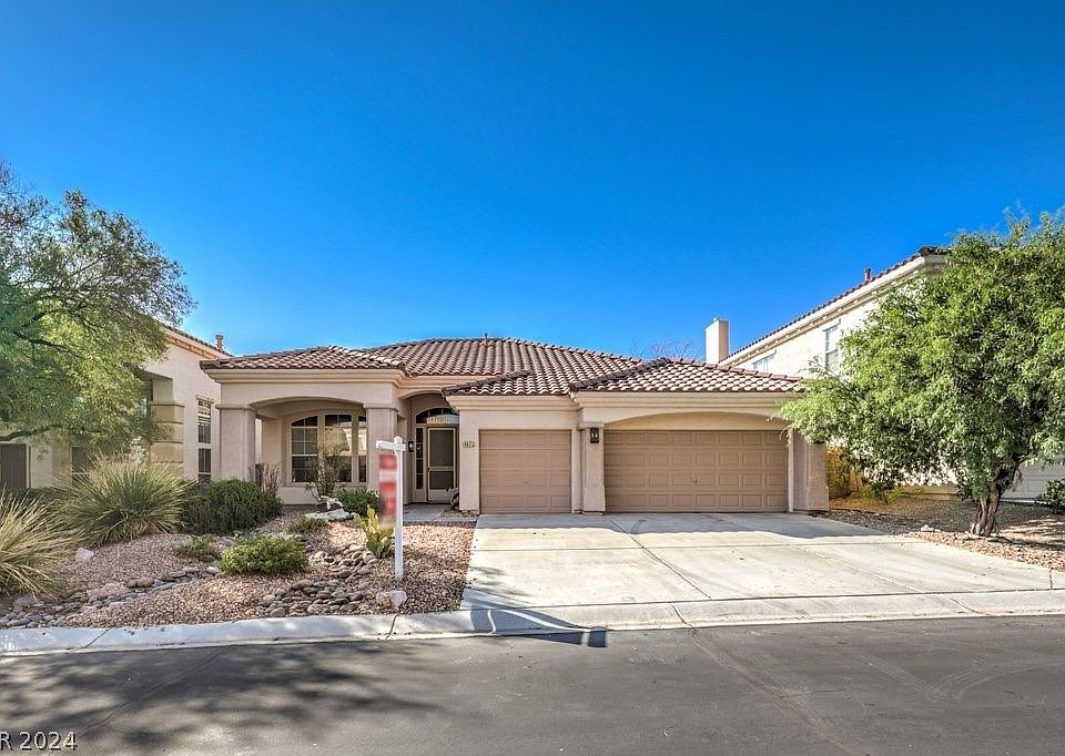 1st image of 8625 Trianon Ln