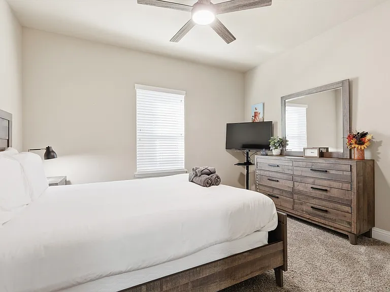 1370 Pelican Dr — Photo 30