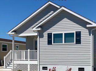 152 Sandy Hill Dr, Ocean City, MD 21842