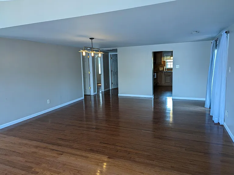 2395 S Lakeshore Dr — Photo 16