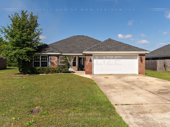 3170 Bloomington Dr