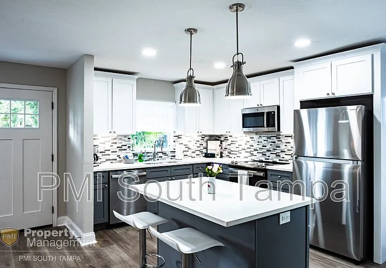 2214 E 18th Ave — Photo 5