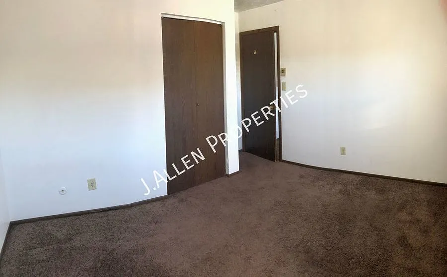 Spacious 2 bed — Photo 3