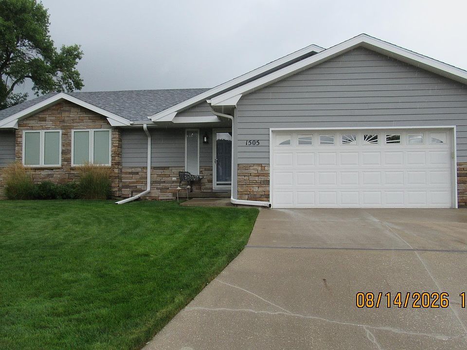 1st image of 1505 Aztec Cir