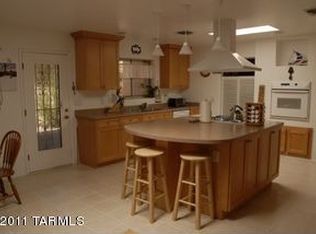 121 N Avenida Natachee, Tucson, AZ 85710