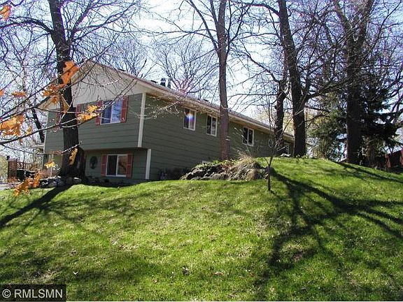 2nd image of 713 Country Pl