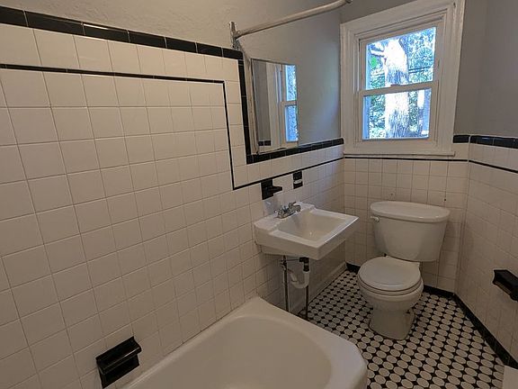 4th image of 4141 W Girard Ave APT 1