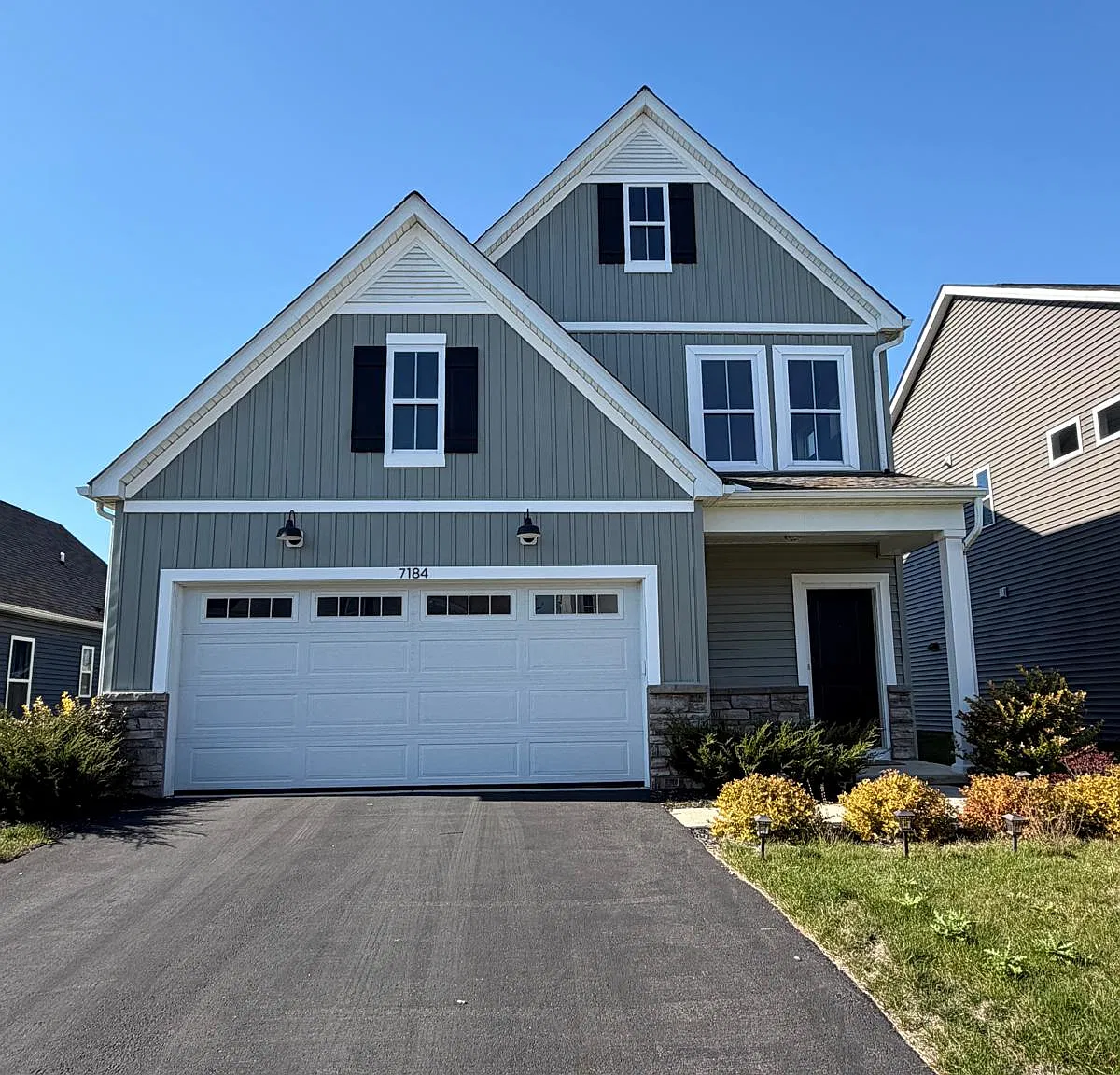 3 bed, 2.5 bath, 2028 sqft, $2,950 — Photo 4