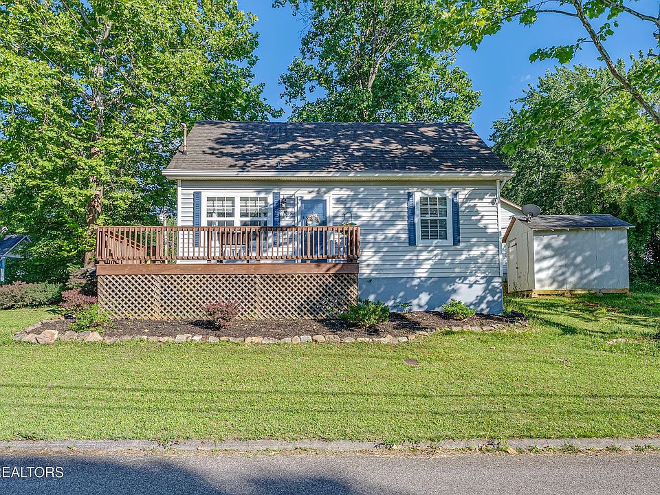 1st image of 1513 Rhododendron Ct