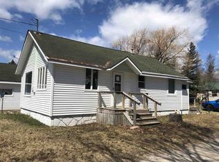 2684W Jones Rd, Gulliver, MI 49840