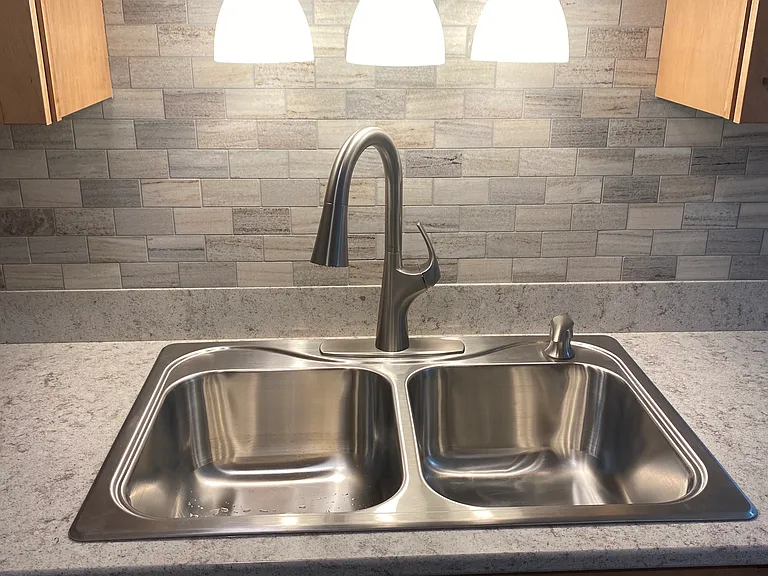 2127 Twin Bluff Rd #102 — Photo 6