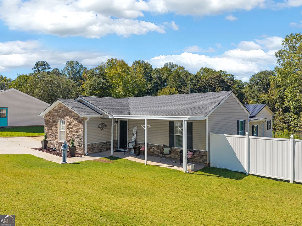 1st image of 18 Coles Court Dr