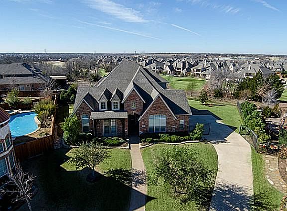 2nd image of 8701 Thompson Dr