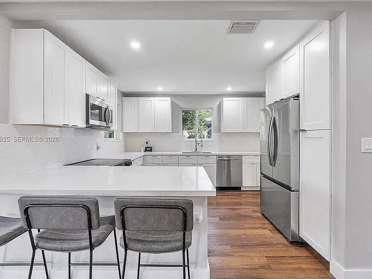 2230 Atlanta St — Photo 9