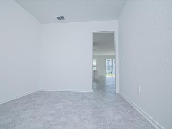 2nd image of 2708 Armstrong Ave #2708