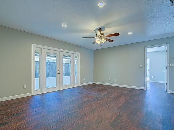 5th image of 1807 Tall Pines Dr