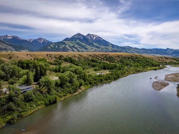 1005 E River Rd, Emigrant, MT 59027