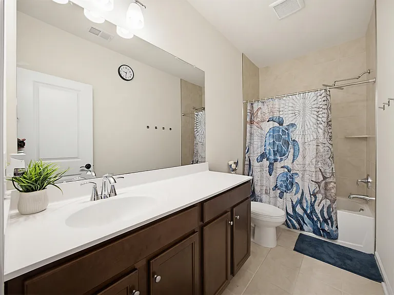 44 Leahy Dr — Photo 32