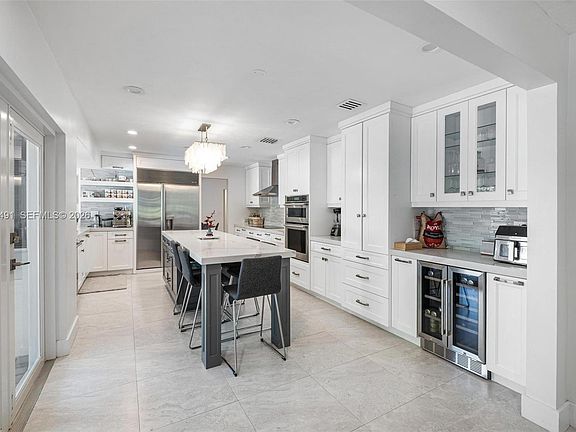 5th image of 7231 SW 174th St