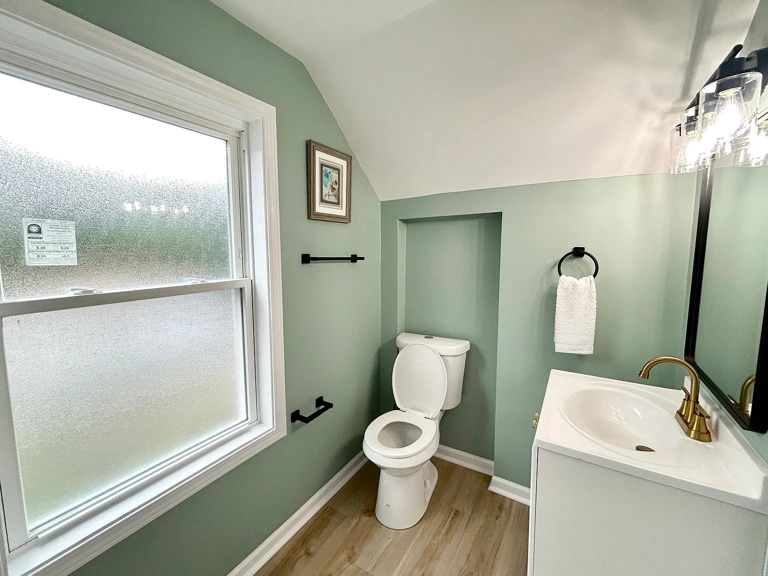 1 bed, 1022 sqft, $950 — Photo 3