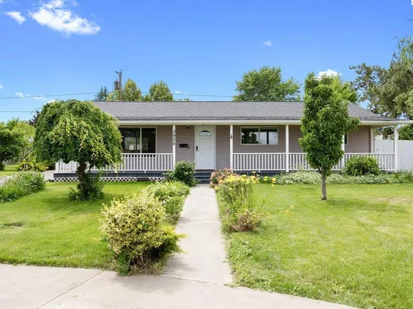 3925 W Okanogan Ave, Kennewick, WA 99336