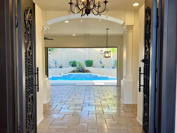 9412 E HILLVIEW Circle, Mesa, AZ 85207