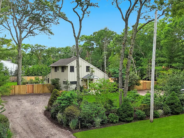 10 Harbor View Ln — Photo 5