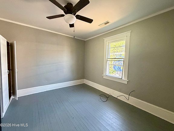3rd image of 414 Bladen St