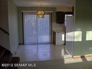 4th image of 545 Allan Ave SW