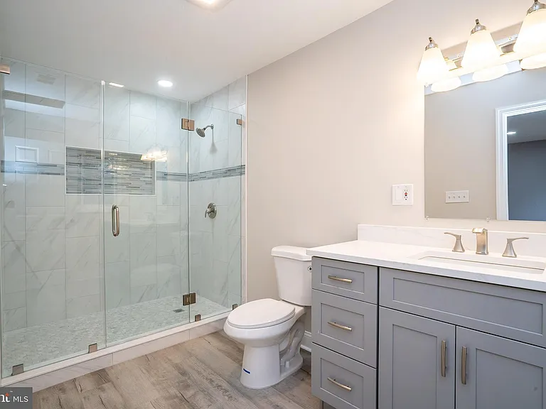 127 Kendall Rd — Photo 27