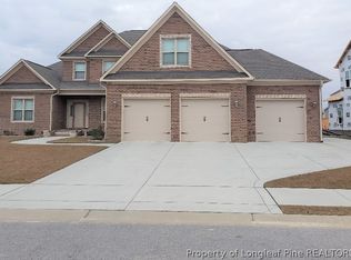 3515 W Candlehurst Pl, Fayetteville, NC 28306