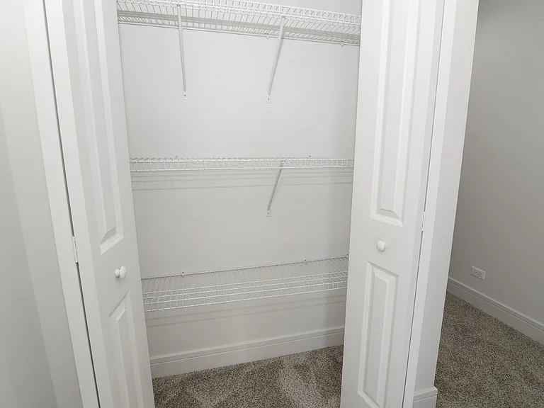 214 N Walnut St — Photo 19