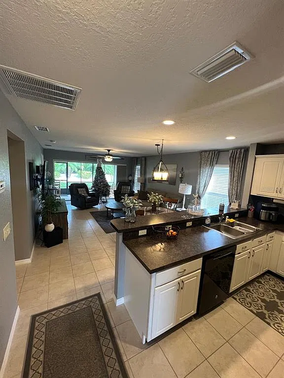 2 bed, 2.0 bath, 1083 sqft, $2,500 — Photo 4