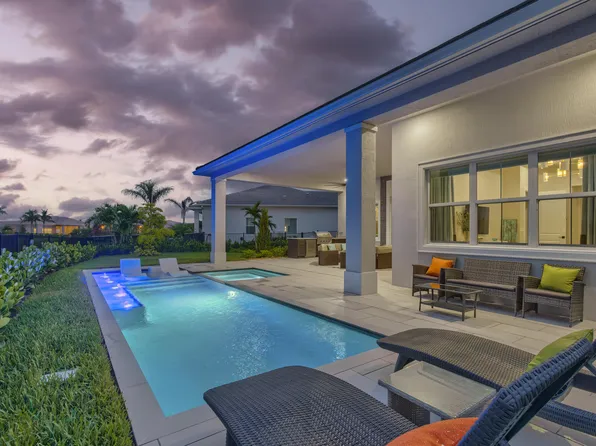 10109 Driftwood Way, Palm Beach Gardens, FL 33412