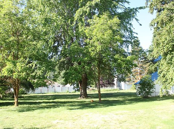 3rd image of 815 Lincoln Ave