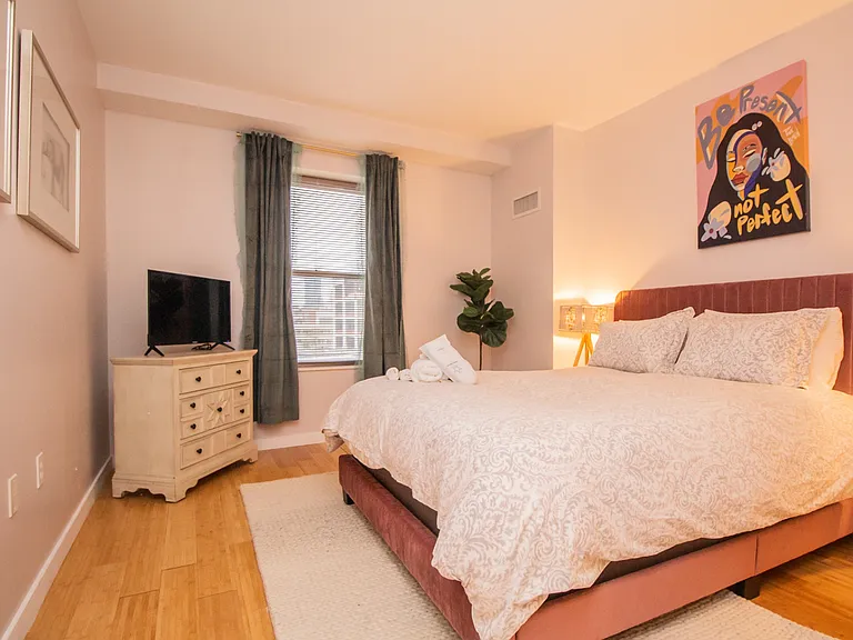 16 Miner St #401 — Photo 23