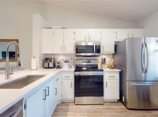 22160 Palms Way APT 203, Boca Raton, FL 33433