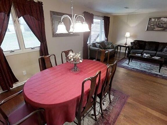 5th image of 9986 Grandview Dr