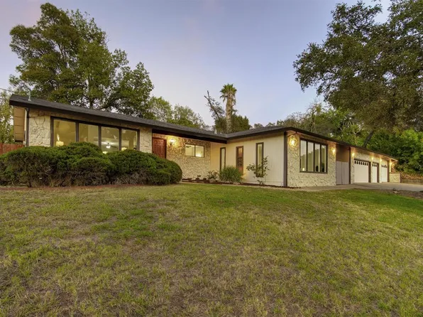 9801 Blue Lake Dr, Folsom, CA 95630