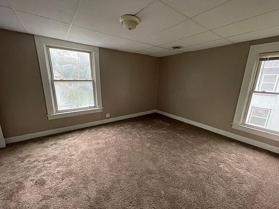5th image of 737 Wisconsin Ave #2