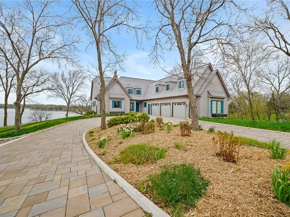 4907 Cypress Ln, Panora, IA 50216