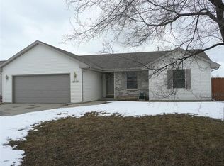 2820 Regent St, Janesville, WI 53546