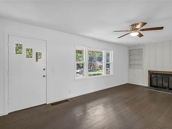 4th image of 11926 E 45th Ter