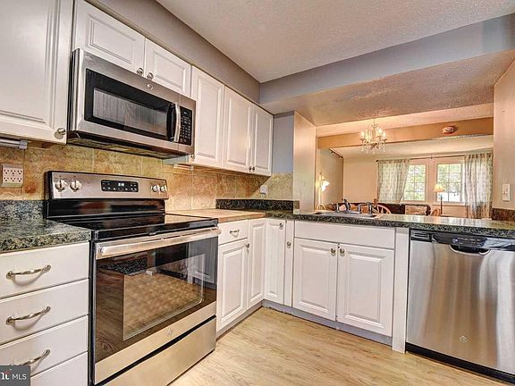 2nd image of 5240 Saint Genevieve Pl