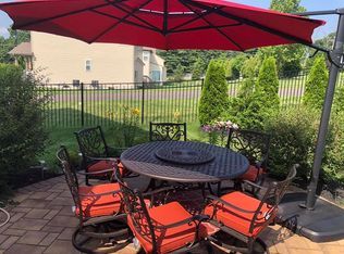 209 Westminster Dr, North Wales, PA 19454