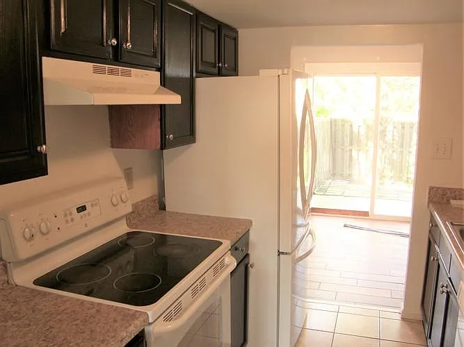 2424 Kilpatrick Pl #1 — Photo 14