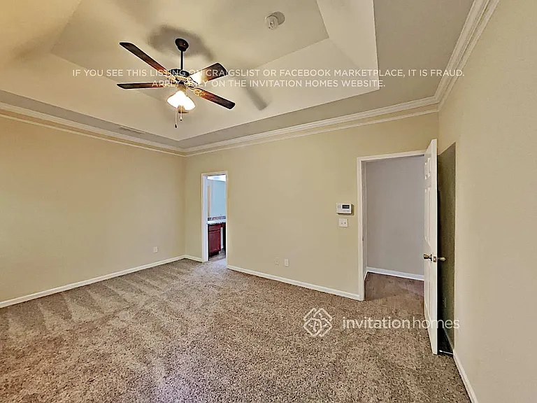 2453 Folsom St — Photo 12