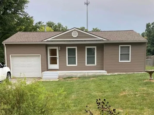 301 Crispin St, Richmond, MO 64085