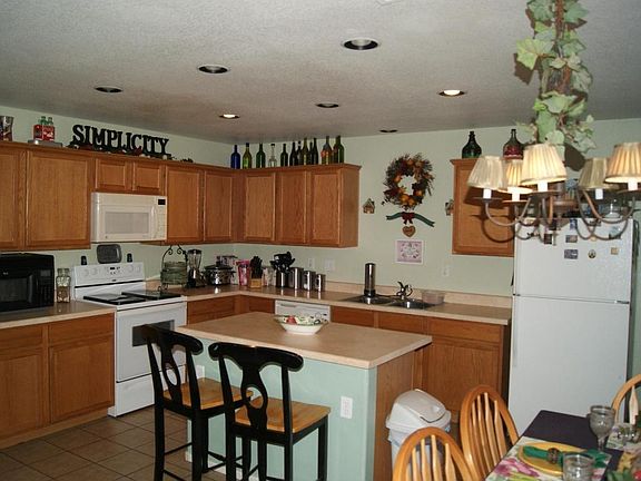 4th image of 45538 W Barbara Ln