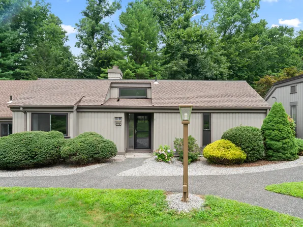 886 Heritage Village #B, Southbury, CT 06488